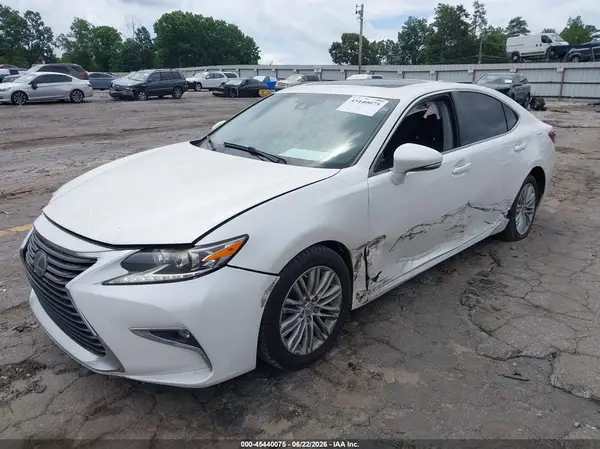 58ABK1GG6JU081354 2018 LEXUS ES - Image 2