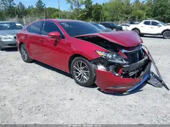 58ABK1GG6JU083038 2018 LEXUS ES