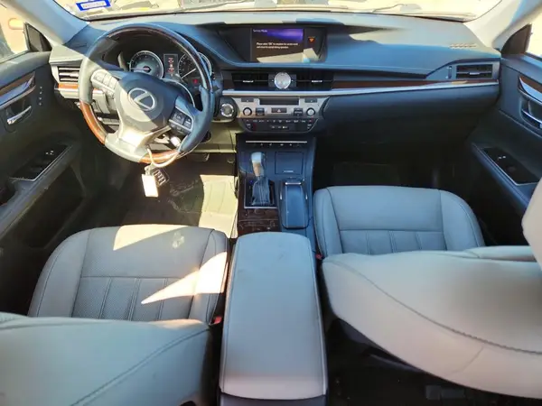 58ABK1GG6JU086487 2018 LEXUS ES - Image 8