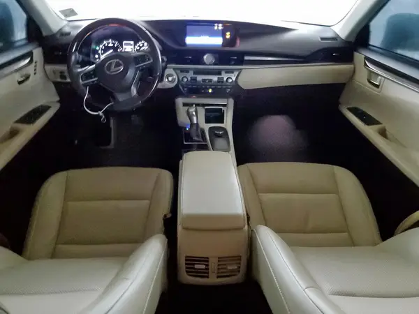 58ABK1GG6JU086960 2018 LEXUS ES - Image 8