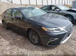 58ABK1GG6JU089163 2018 LEXUS ES