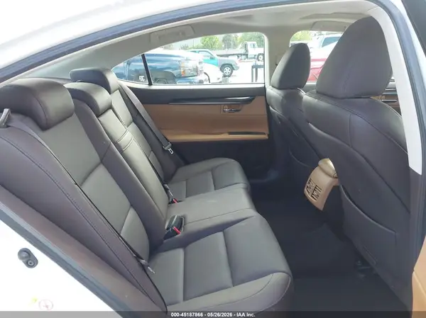 58ABK1GG6JU090958 2018 LEXUS ES - Image 8
