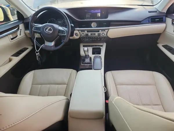 58ABK1GG6JU091849 2018 LEXUS ES - Image 8