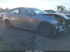 58ABK1GG6JU093357 2018 LEXUS ES