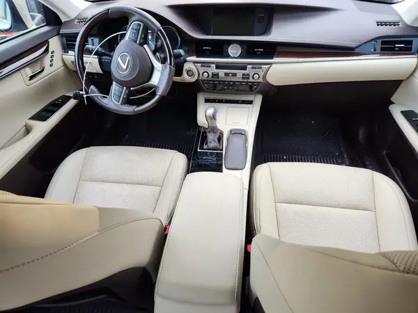 58ABK1GG6JU093410 2018 LEXUS ES - Image 8