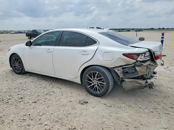 58ABK1GG6JU098834 2018 LEXUS ES - Image 2