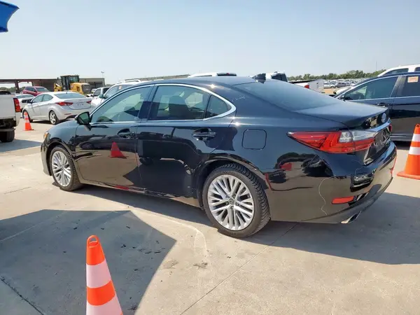 58ABK1GG6JU098980 2018 LEXUS ES - Image 2