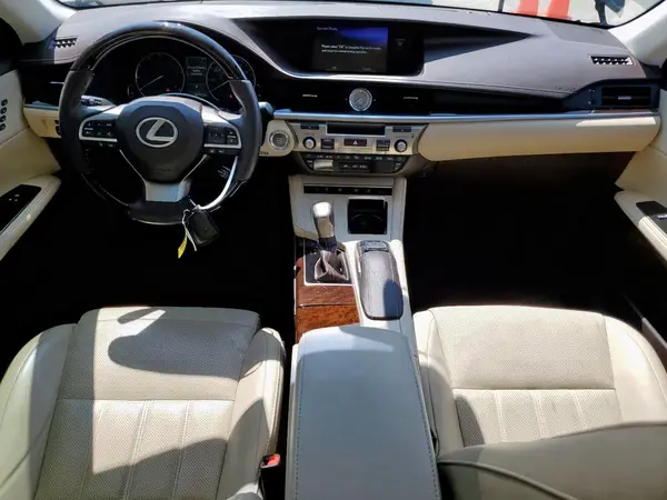 58ABK1GG6JU098980 2018 LEXUS ES - Image 8