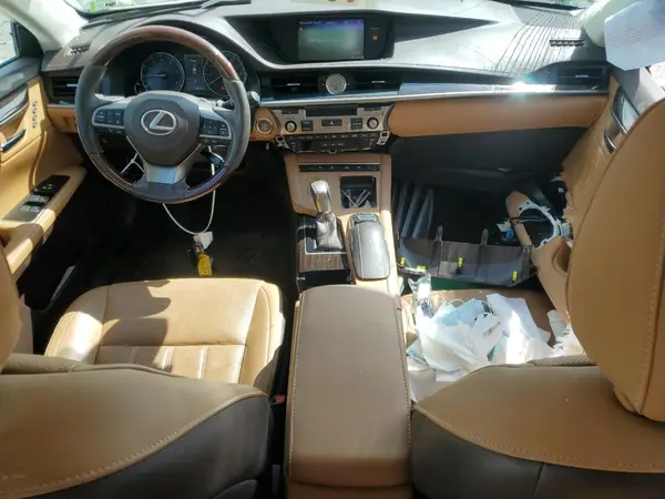 58ABK1GG6JU100808 2018 LEXUS ES - Image 8