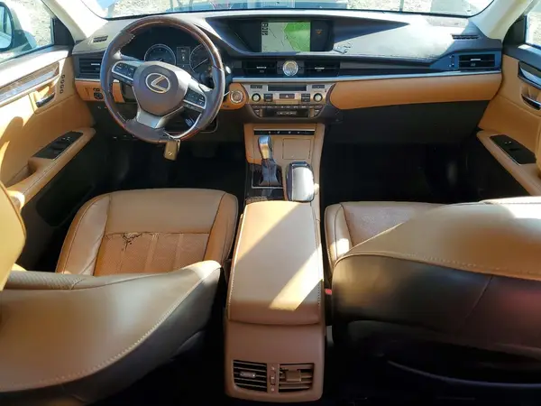 58ABK1GG6JU102039 2018 LEXUS ES - Image 8