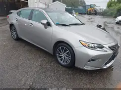 58ABK1GG6JU105023 2018 LEXUS ES