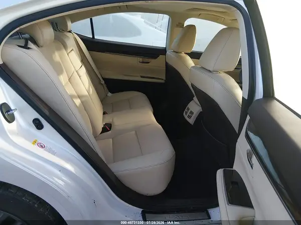58ABK1GG6JU107452 2018 LEXUS ES - Image 8