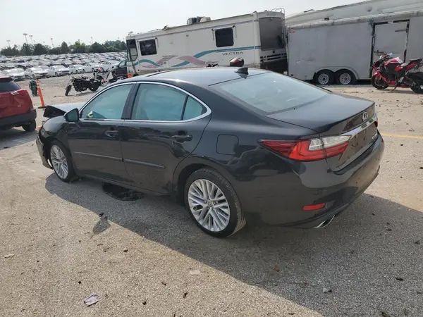 58ABK1GG6JU107709 2018 LEXUS ES - Image 2