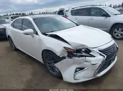 58ABK1GG6JU112716 2018 LEXUS ES