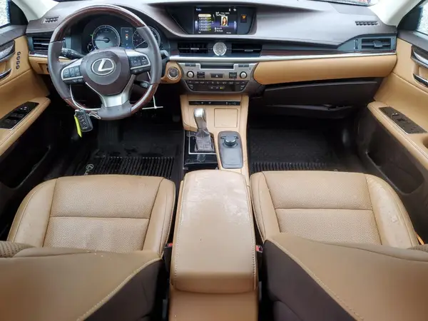 58ABK1GG6JU114417 2018 LEXUS ES - Image 8