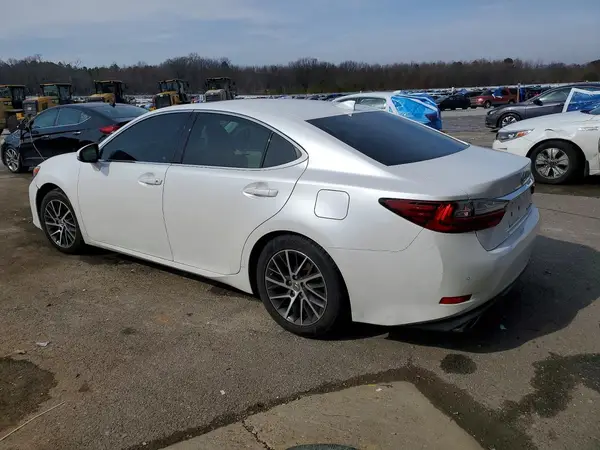 58ABK1GG6JU114949 2018 LEXUS ES - Image 2