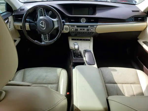 58ABK1GG6JU114949 2018 LEXUS ES - Image 8