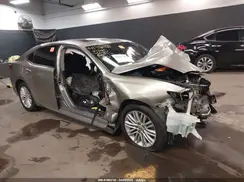 58ABK1GG6JU115115 2018 LEXUS ES