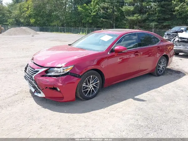 58ABK1GG7GU003674 2016 LEXUS ES - Image 2