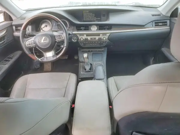 58ABK1GG7GU013928 2016 LEXUS ES - Image 8