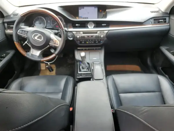 58ABK1GG7GU015159 2016 LEXUS ES - Image 8