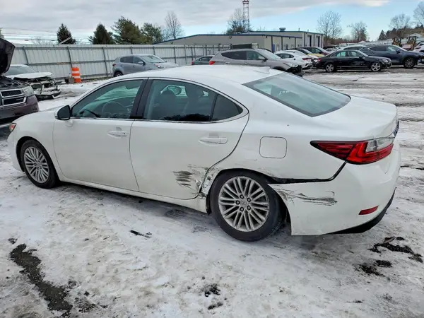58ABK1GG7GU015288 2016 LEXUS ES - Image 2