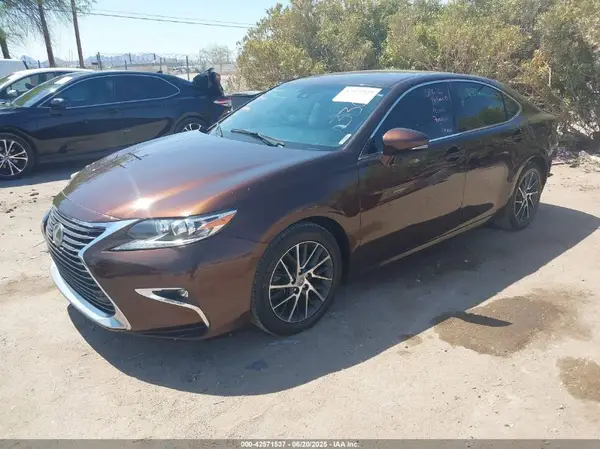 58ABK1GG7GU017834 2016 LEXUS ES - Image 2