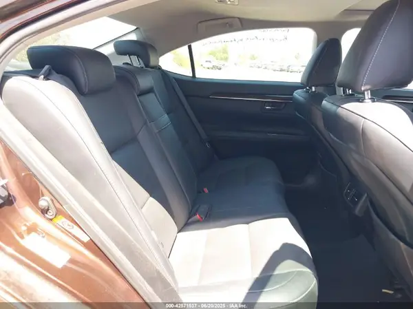 58ABK1GG7GU017834 2016 LEXUS ES - Image 8