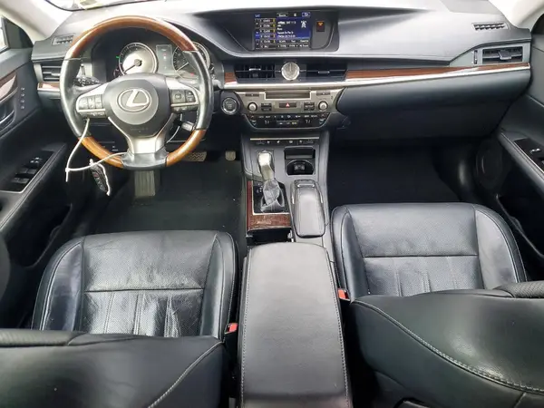 58ABK1GG7GU020152 2016 LEXUS ES - Image 8
