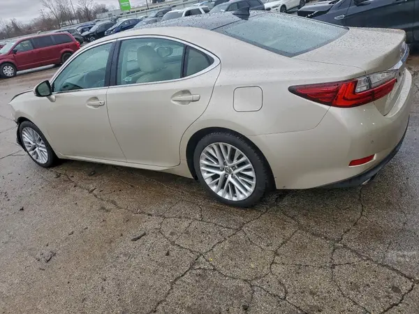 58ABK1GG7GU024380 2016 LEXUS ES - Image 2