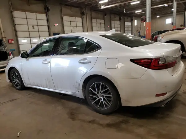 58ABK1GG7GU024881 2016 LEXUS ES - Image 2
