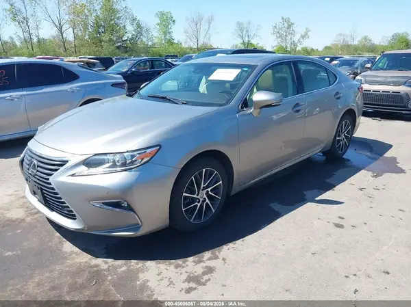 58ABK1GG7GU028994 2016 LEXUS ES - Image 2