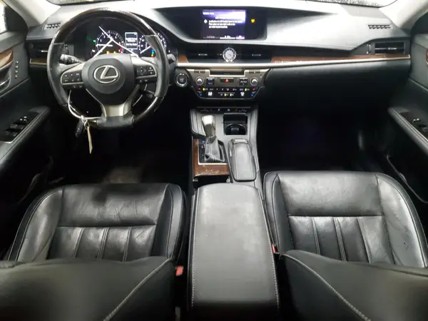 58ABK1GG7HU039821 2017 LEXUS ES - Image 8