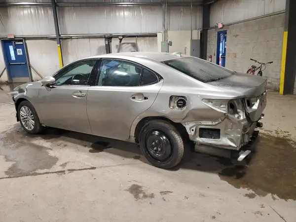58ABK1GG7HU041200 2017 LEXUS ES - Image 2