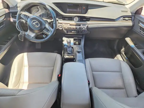 58ABK1GG7HU041228 2017 LEXUS ES - Image 8