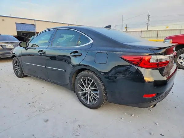 58ABK1GG7HU042508 2017 LEXUS ES - Image 2