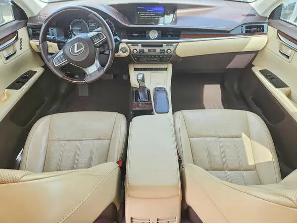 58ABK1GG7HU045540 2017 LEXUS ES - Image 8