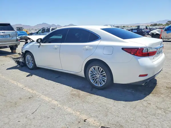 58ABK1GG7HU047675 2017 LEXUS ES - Image 2