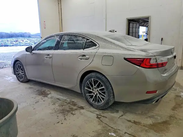 58ABK1GG7HU049894 2017 LEXUS ES - Image 2