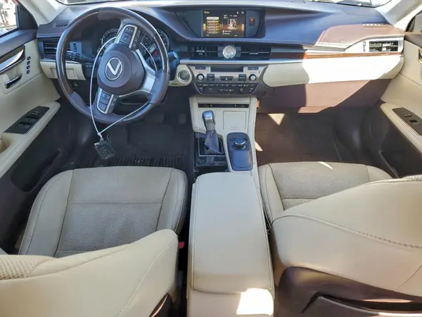 58ABK1GG7HU050740 2017 LEXUS ES - Image 8