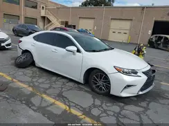 58ABK1GG7HU053346 2017 LEXUS ES