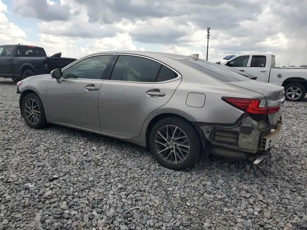 58ABK1GG7HU055176 2017 LEXUS ES - Image 2