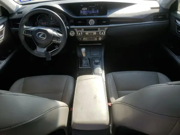 58ABK1GG7HU057588 2017 LEXUS ES - Image 8