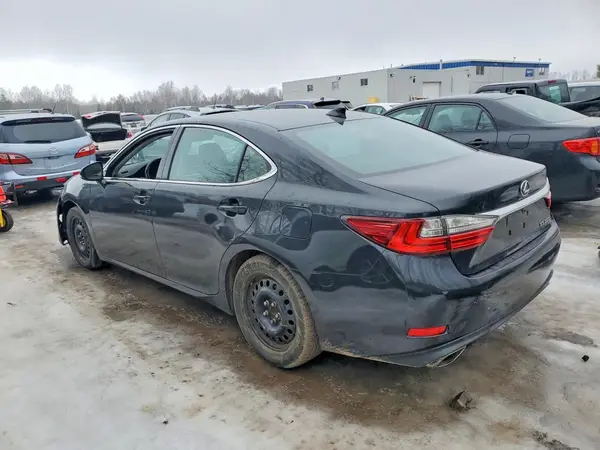 58ABK1GG7HU057851 2017 LEXUS ES - Image 2