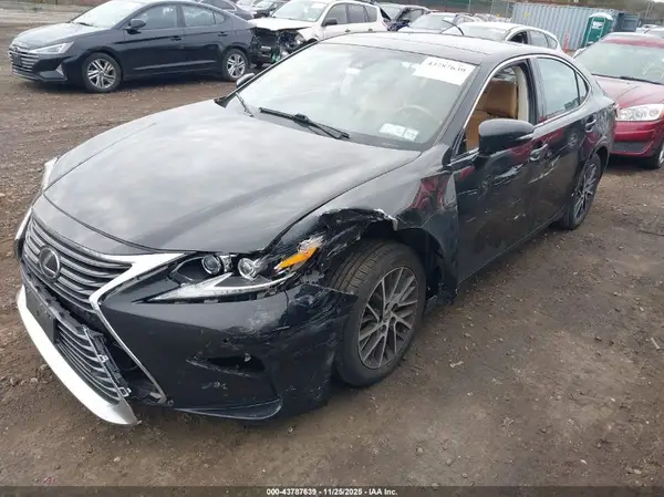 58ABK1GG7HU061222 2017 LEXUS ES - Image 2