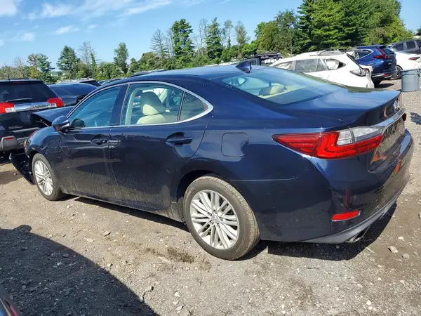58ABK1GG7HU063178 2017 LEXUS ES - Image 2