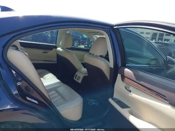 58ABK1GG7HU065027 2017 LEXUS ES - Image 8