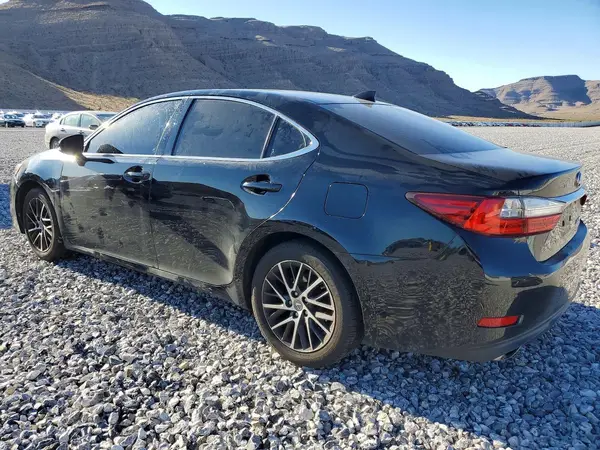 58ABK1GG7HU069501 2017 LEXUS ES - Image 2