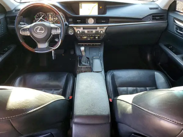 58ABK1GG7HU069501 2017 LEXUS ES - Image 8
