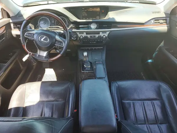 58ABK1GG7HU069708 2017 LEXUS ES - Image 8